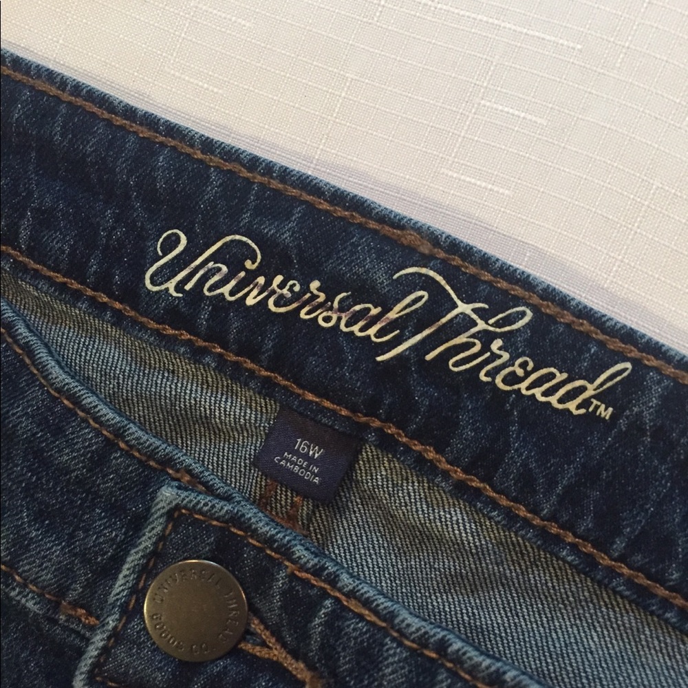 Universal Thread Boyfriend Raw Double Hem Jean 16W